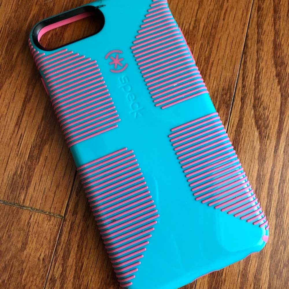iphone 7+ speck case